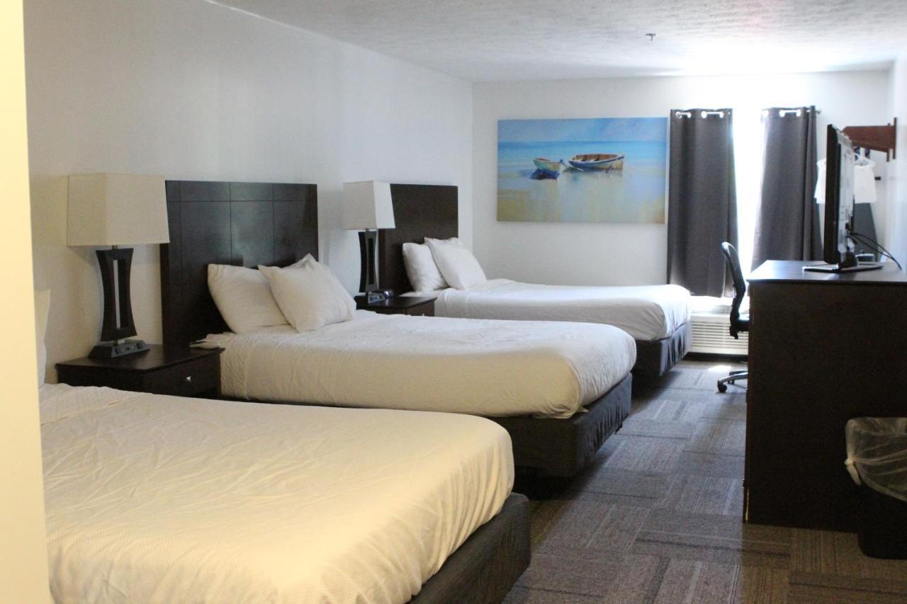 Bay Lodging Resort Put-in-Bay Bagian luar foto